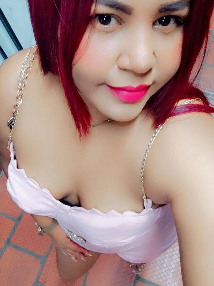 nahomihot from stripchat