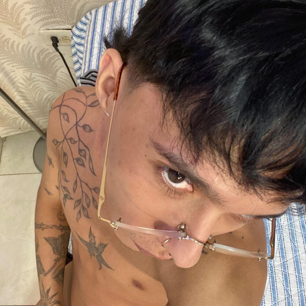 _alejo_xxx from stripchat