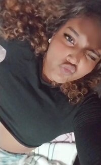 Zara_bensonns' Offline XXX Chat