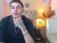 sourceof_milk_'s Offline XXX Chat