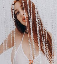AlissiaaDiamond's Offline Chat Room