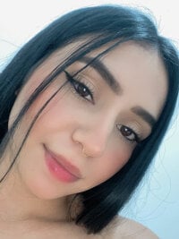 Crystalcasttle__'s Offline Chat Room