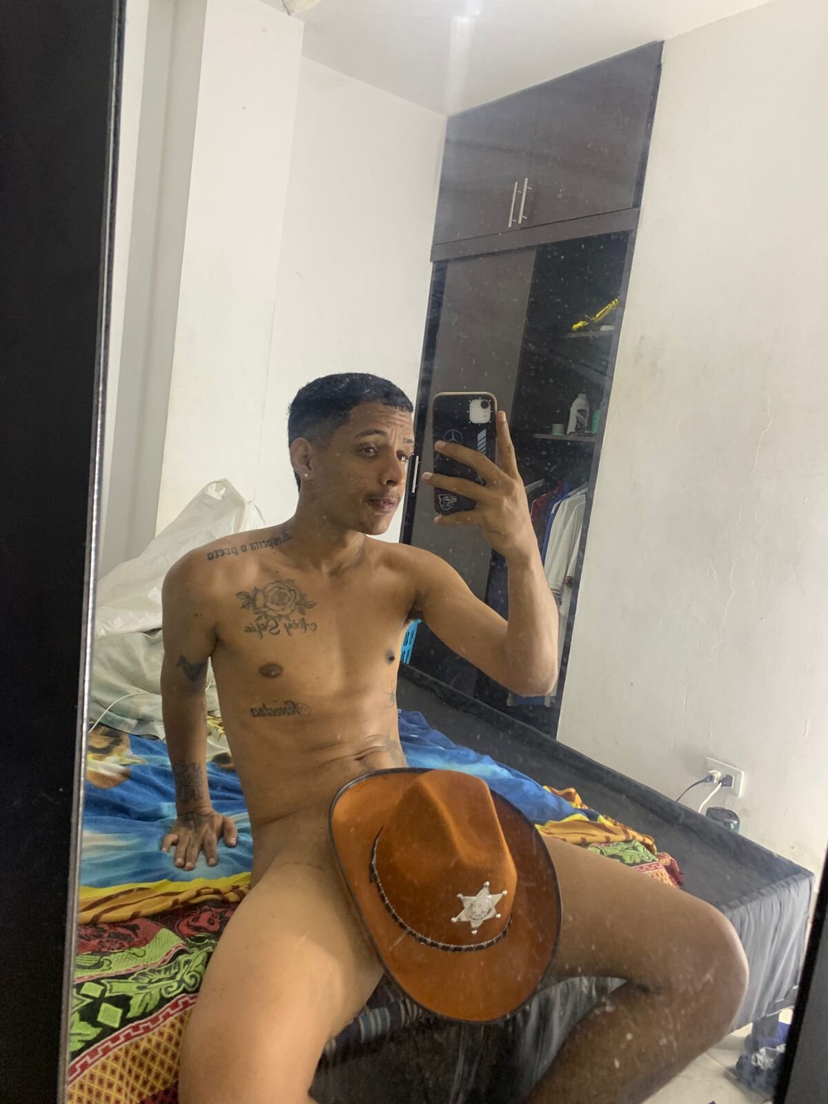 AlbeiroSexyHot
