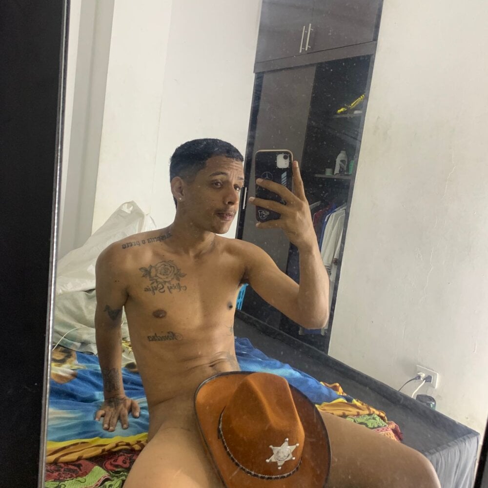 AlbeiroSexyHot profile