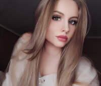EmmaLaWay's Offline XXX Chat