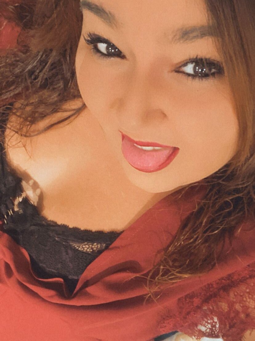 Live sex webcam photo for bekka__ #289449136