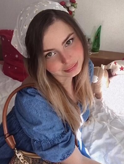Y0urDirect0r 🗺 free naked cam