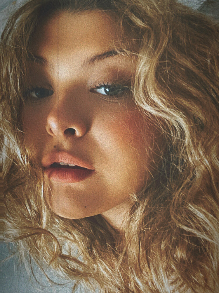 Live sex webcam photo for lilia_1805 #290302629