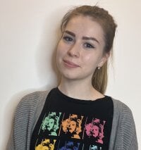 EsterTroyy's Offline Chat Room