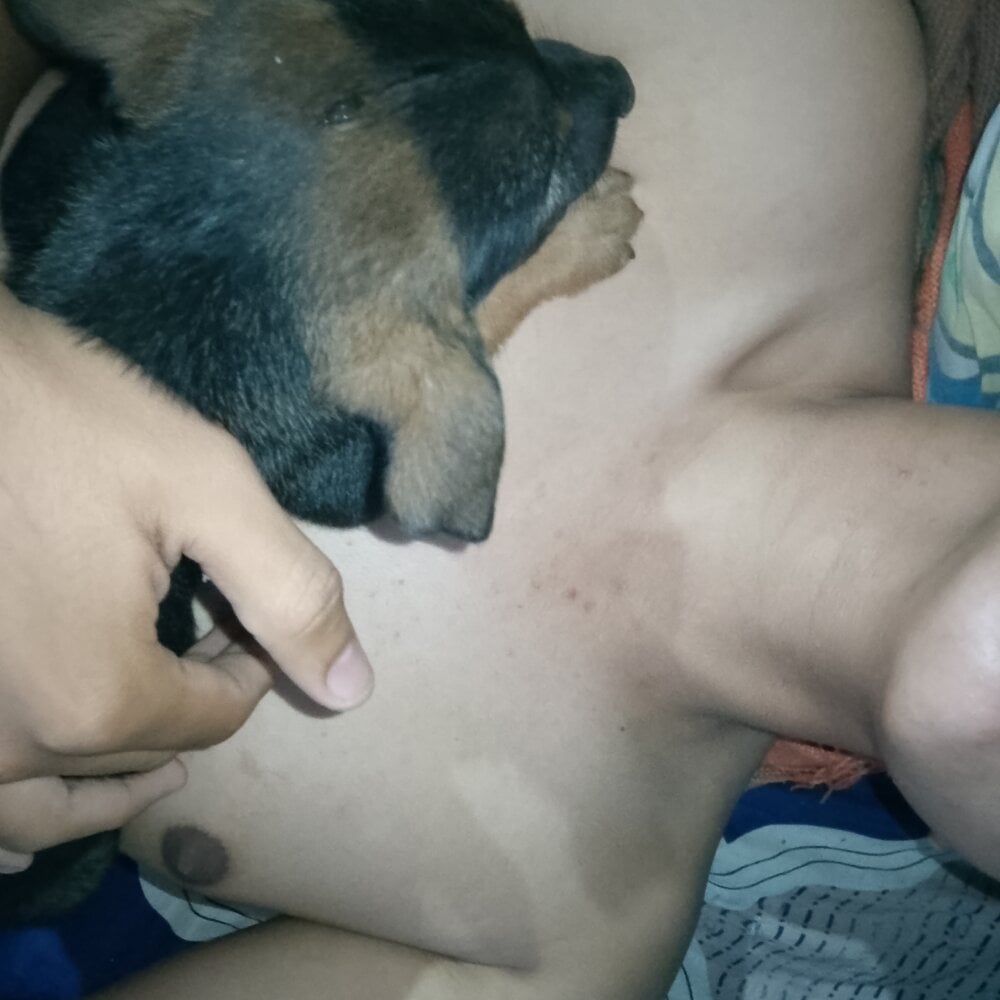 nico29293's Offline XXX Chat