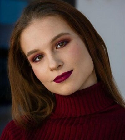 livesex.fan ArdithBench livesex profile in green-eyes cams