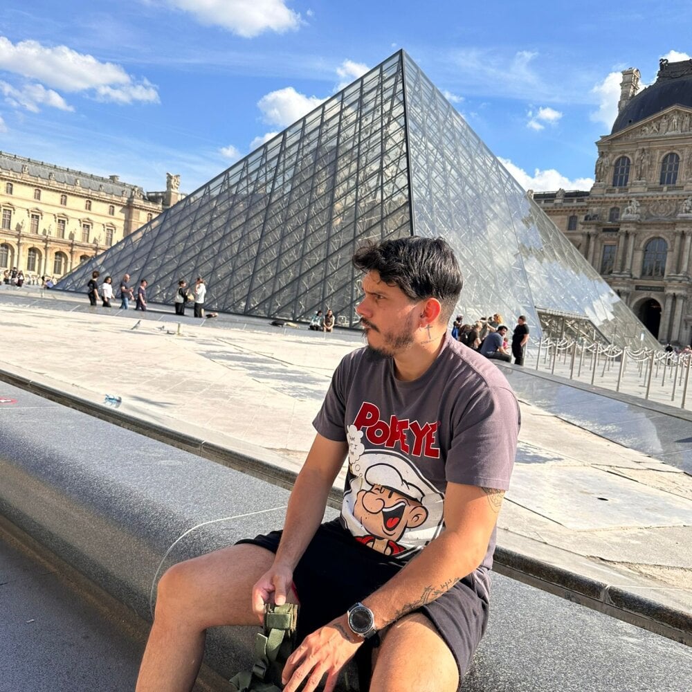 alejandro_stark profile