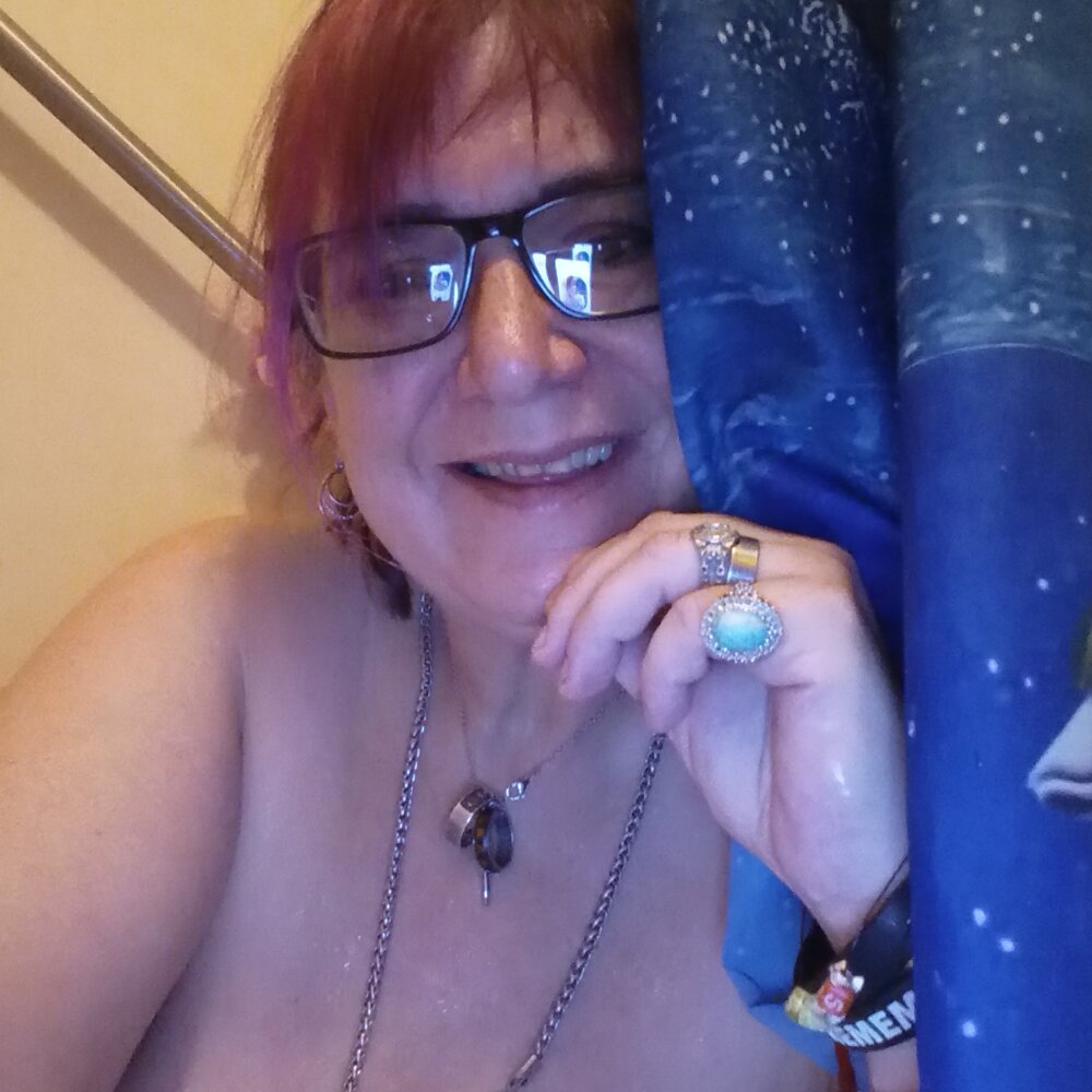 becky1111's Offline XXX Chat