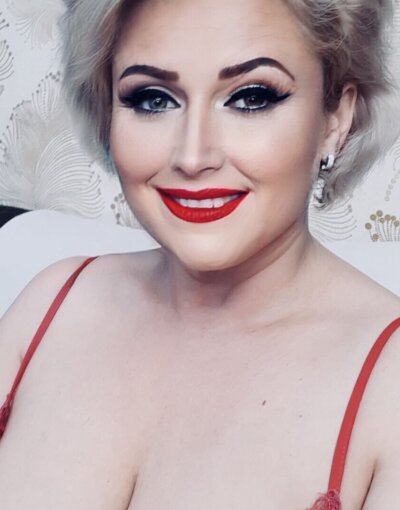 BijouCeline Cam Model Profile Stripchat 