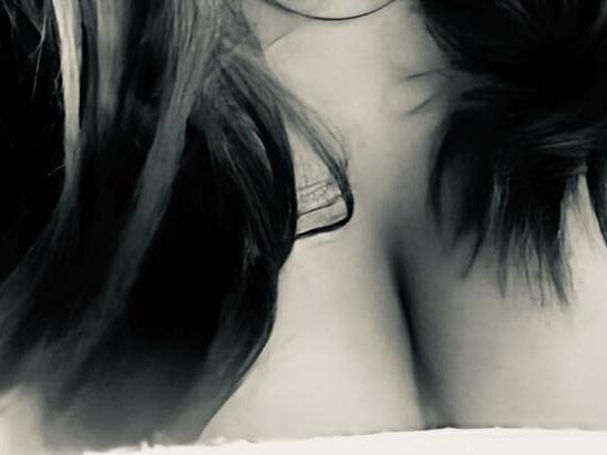 noahcatalinae live cam model at StripChat