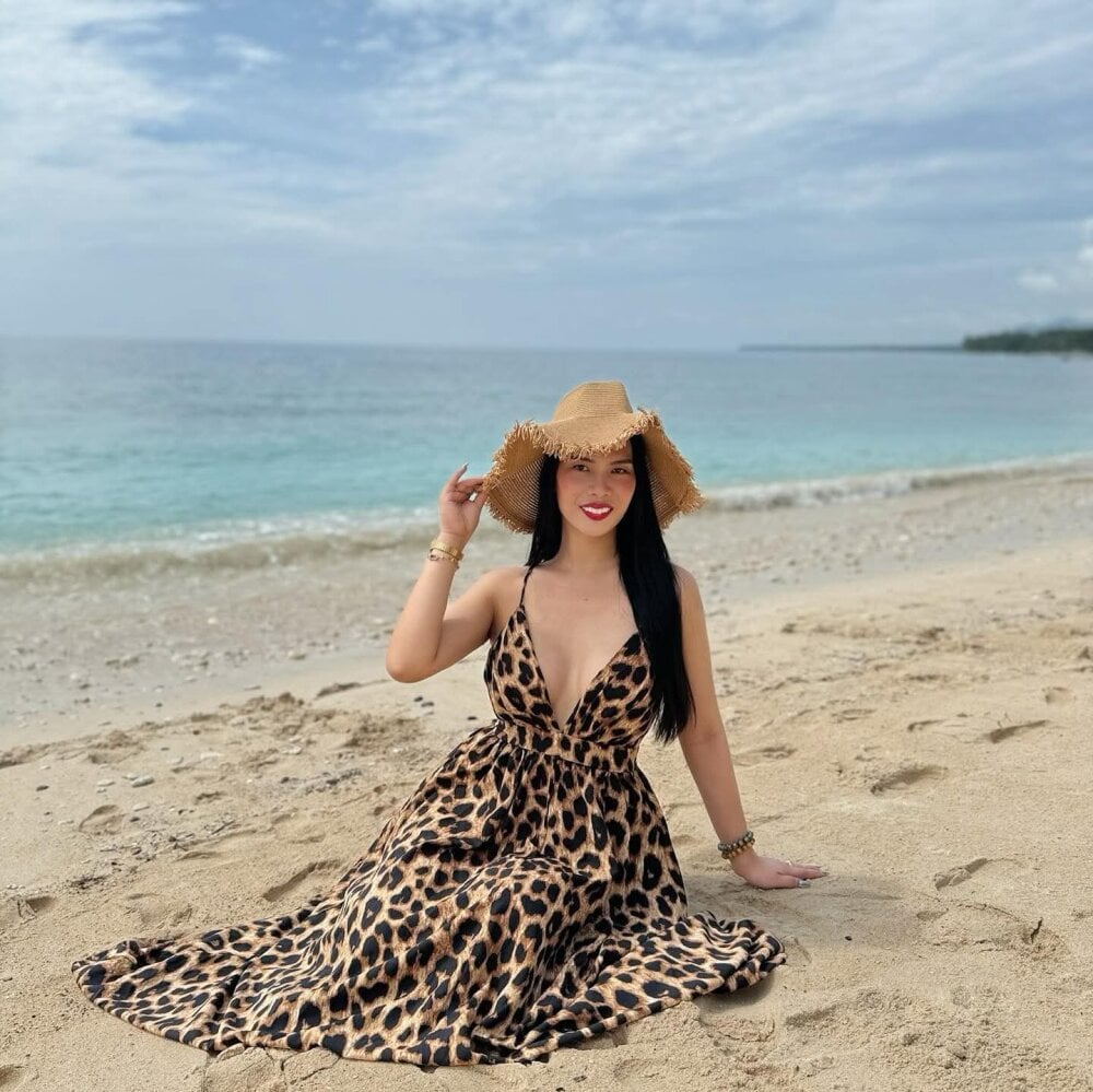 hermosa28x from stripchat