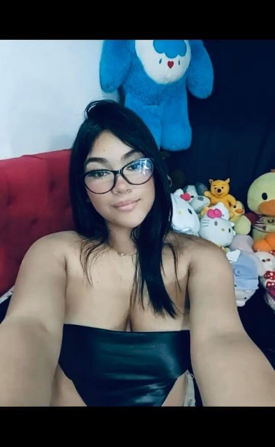 kiittyy_foxx from stripchat