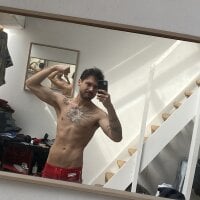 SlutBoyAx2's webcam live show