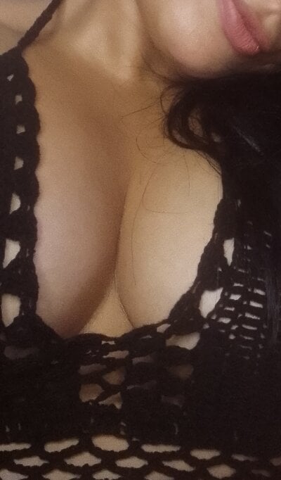 april_0066 on StripChat