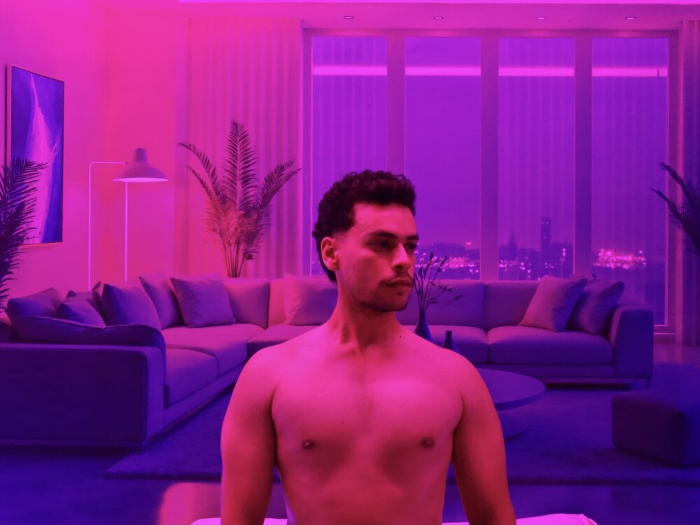 dominicblazze from stripchat