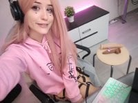 Charming_Tina's Offline Chat Room