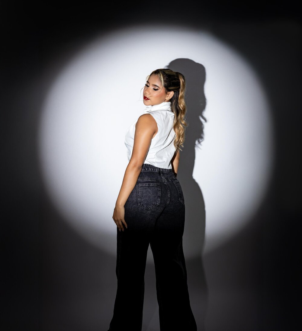 pornos.live brendawayne livesex profile in curvy cams