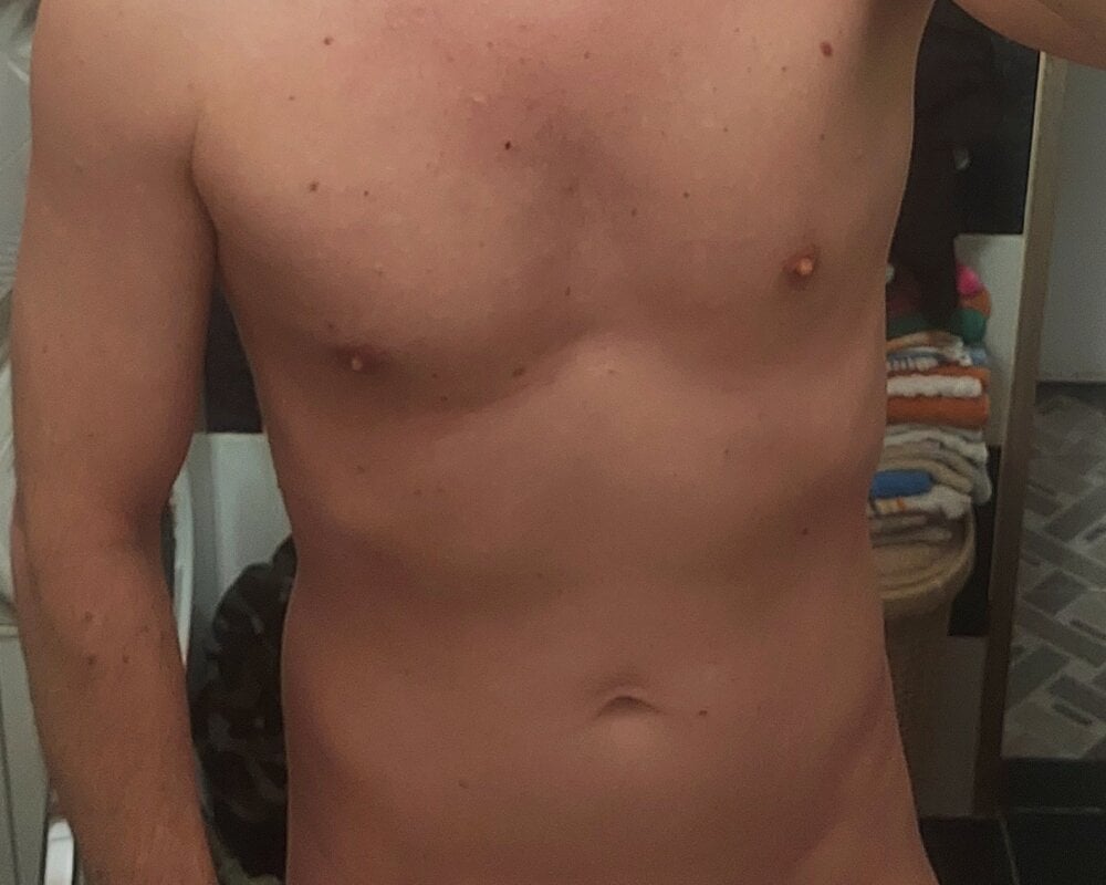 Straight8Straight8 profile