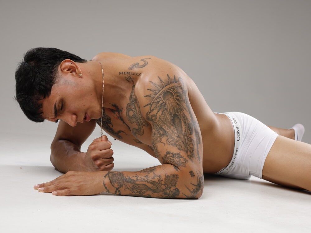 muscle_boyhorny