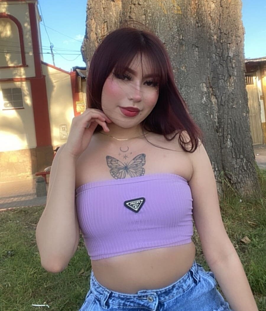 Cam girl MiiaSuki