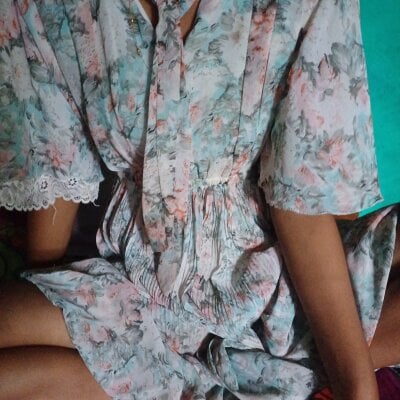 baby_girl83 from stripchat