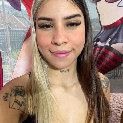 Amazing_group_hot69 - Stripchat Teen Lovense Best Couple