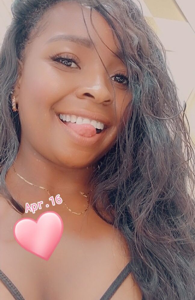 NeQiitap_Smile23 🌞 live naked cam