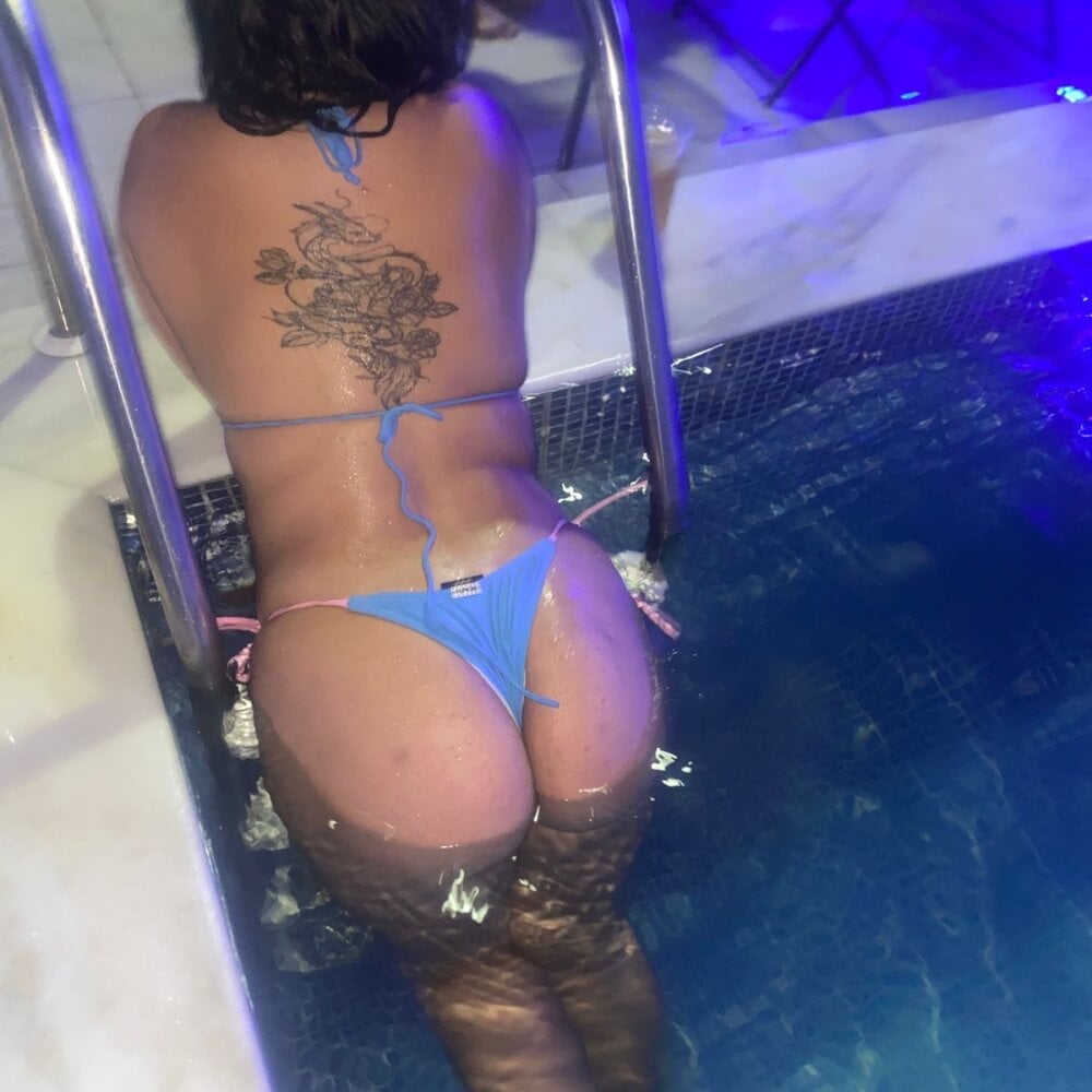 sexcam-girls.com gabydoanal livesex profile in 5-miles-from-you cams