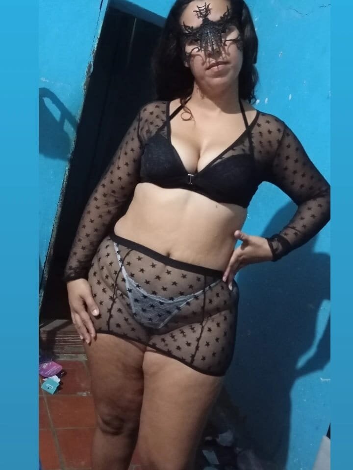 Jenny_gir25 live cam model at StripChat