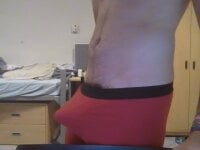 yoursubmissivesubb's Offline Chat Room