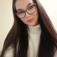 RhilnaLanes' Offline XXX Chat