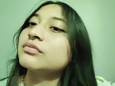 magic_lilii from stripchat