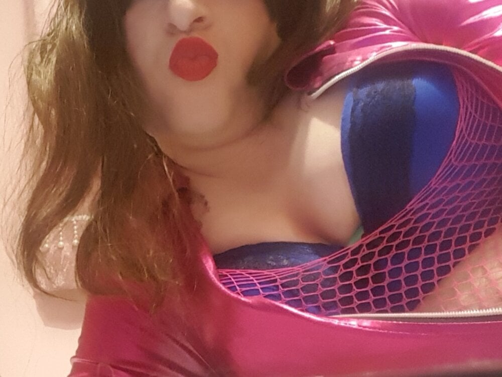 seinerenehot from stripchat