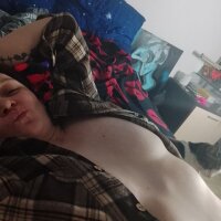 sara_kara's Offline XXX Chat