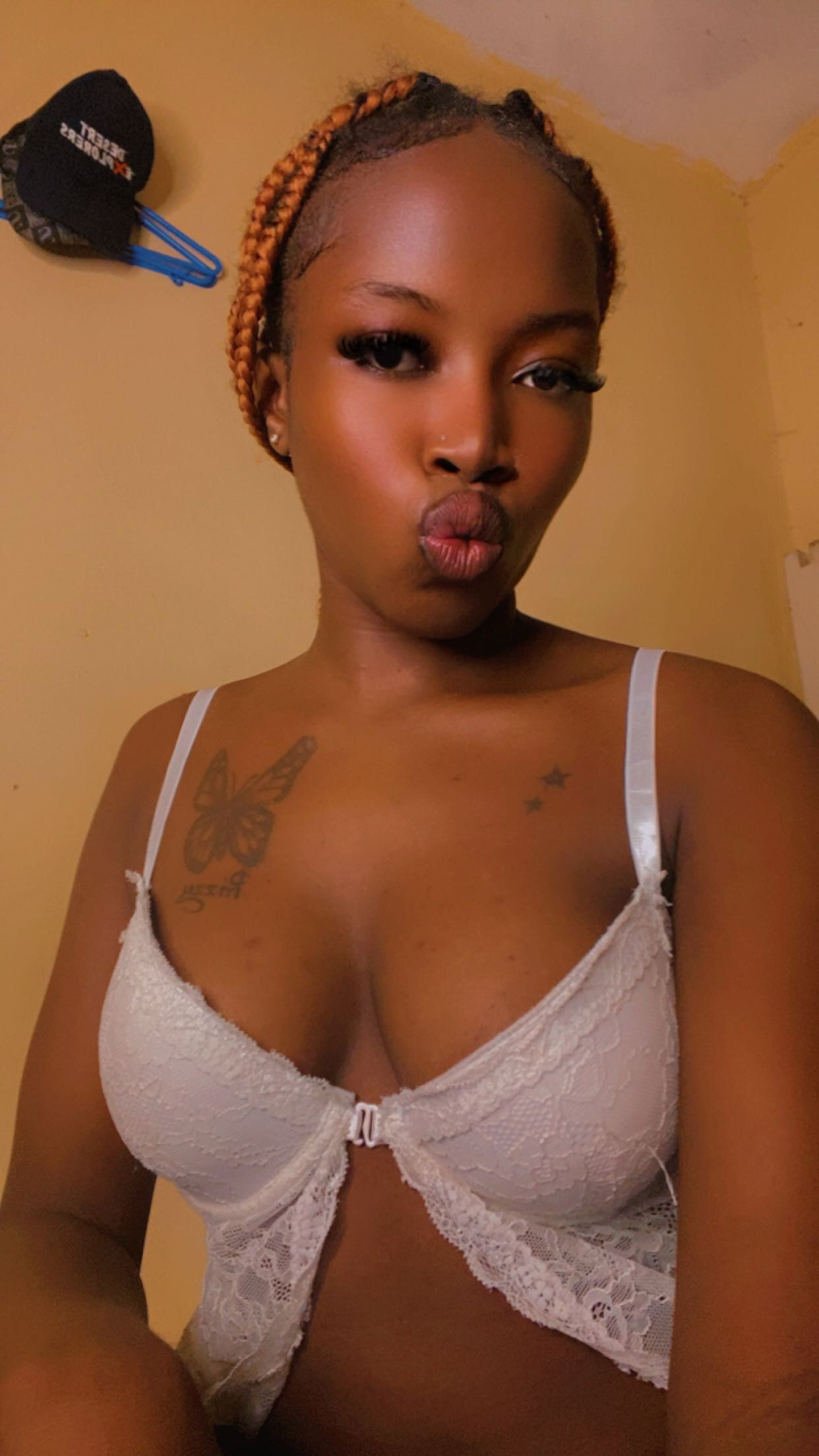 that_bitch_riri