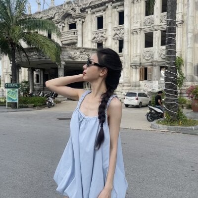 -Alicee- on StripChat