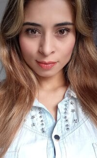 Charlot_vega's Offline Chat Room