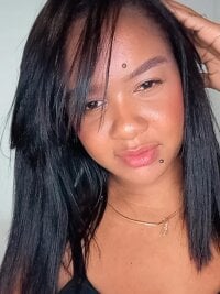 ExoticCouple_ATH's Offline Chat Room