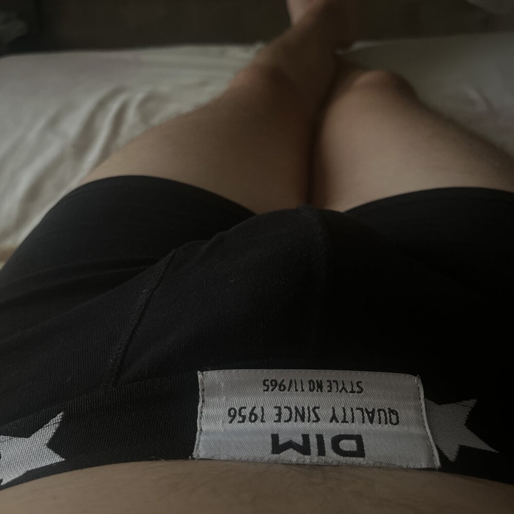 hommesexy02's Offline XXX Chat