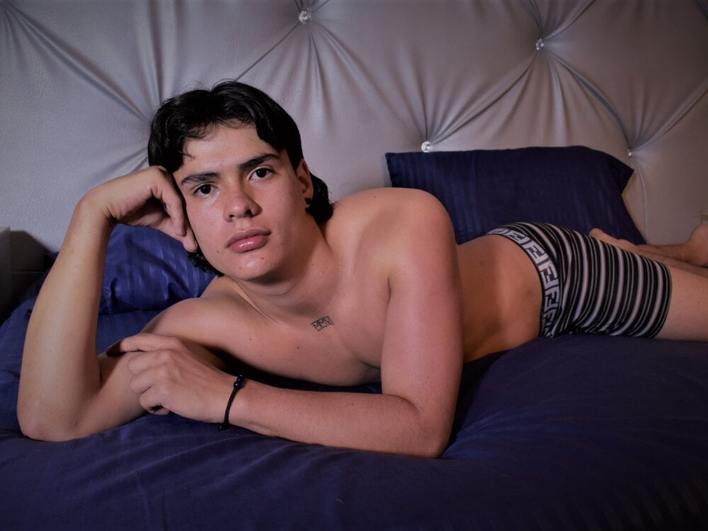 CONNOR_LEWIS profile