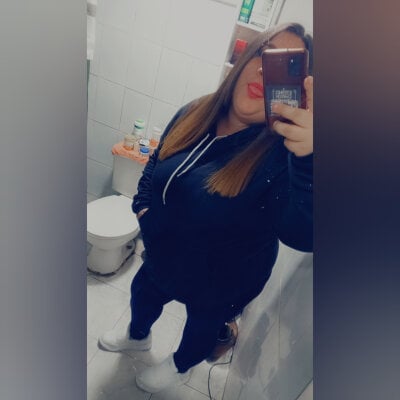 Conyvai27 Female Bigtitsyoung Online Cam Porn