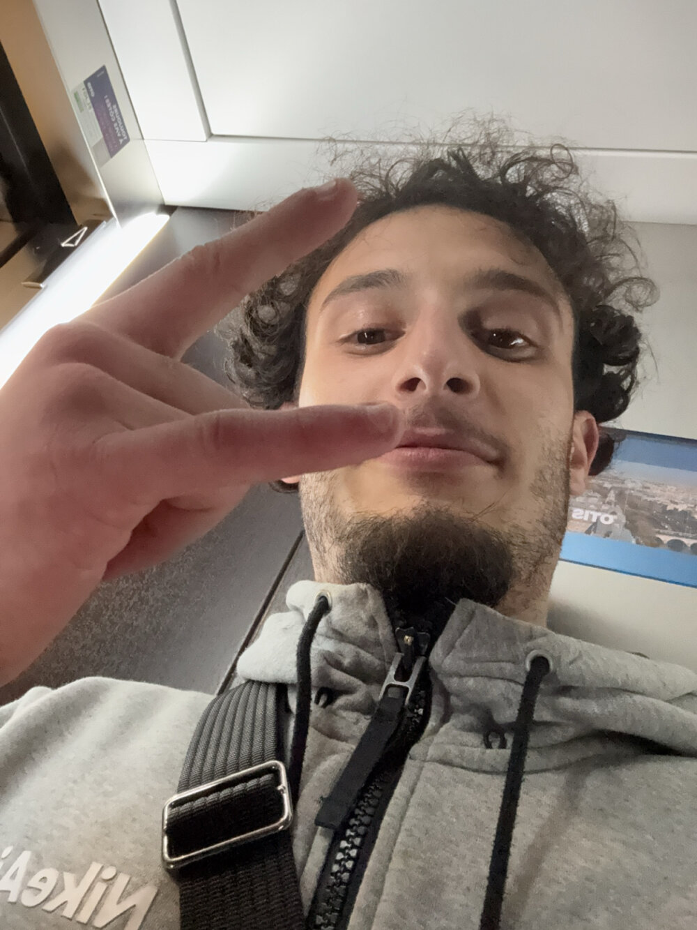 lagrossebite91100 offline XXX-chat