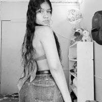 natalieevansx's Offline XXX Chat