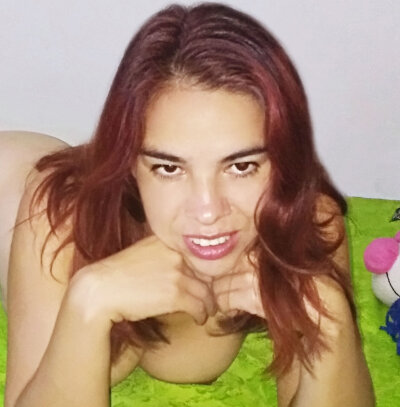 mari657 on StripChat