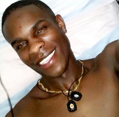 black-and-white2 Avatar